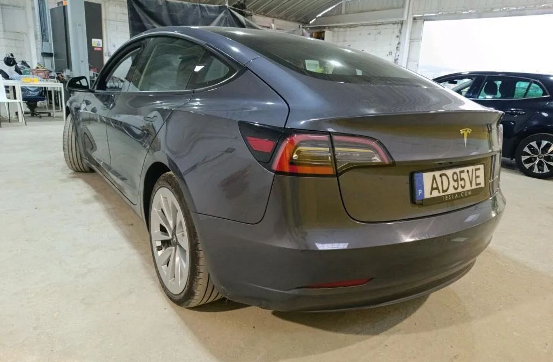 TESLA Model 3 Long-Range Dual Motor AWD