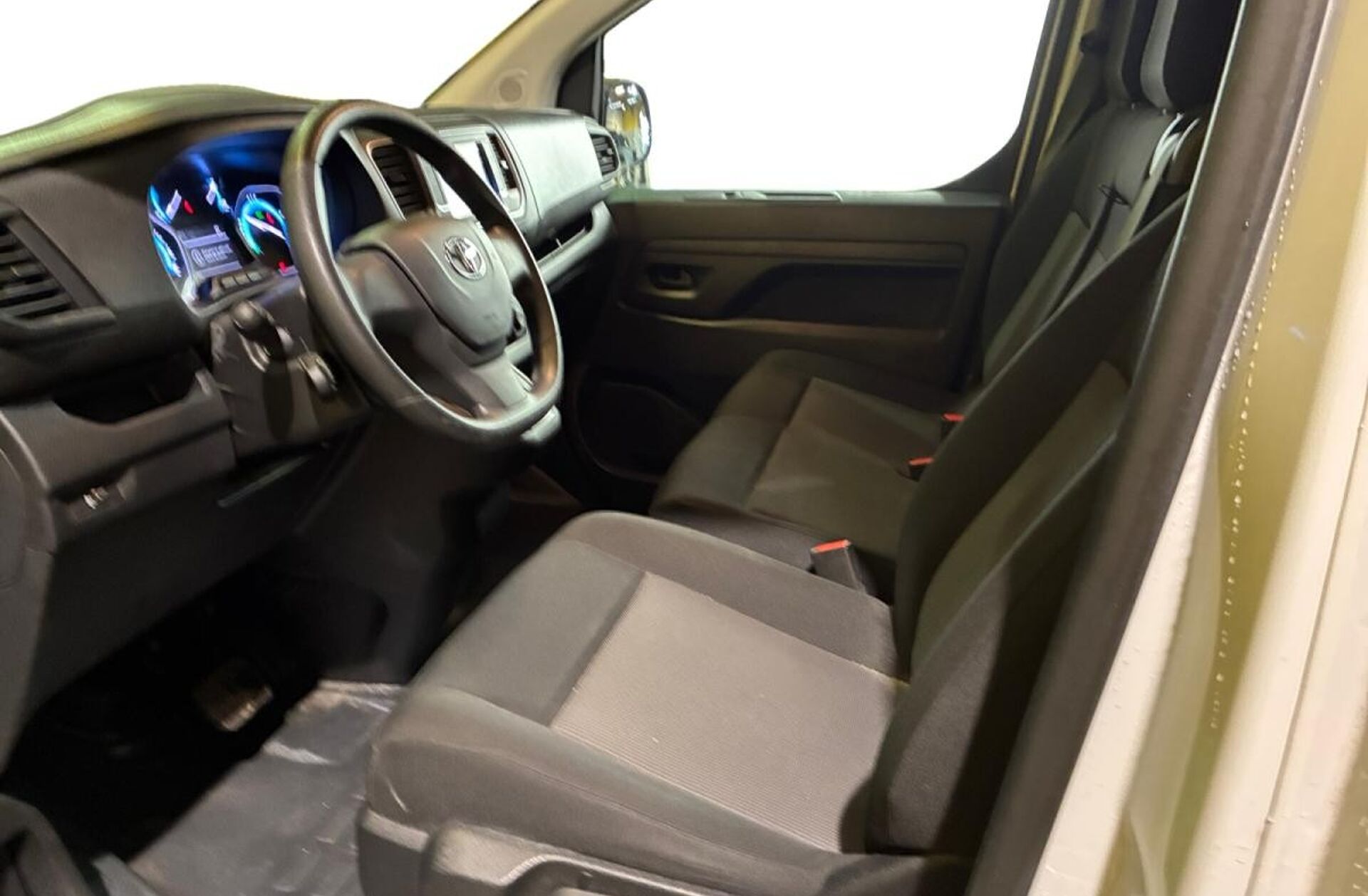 TOYOTA Proace 75 kWh L2 6L