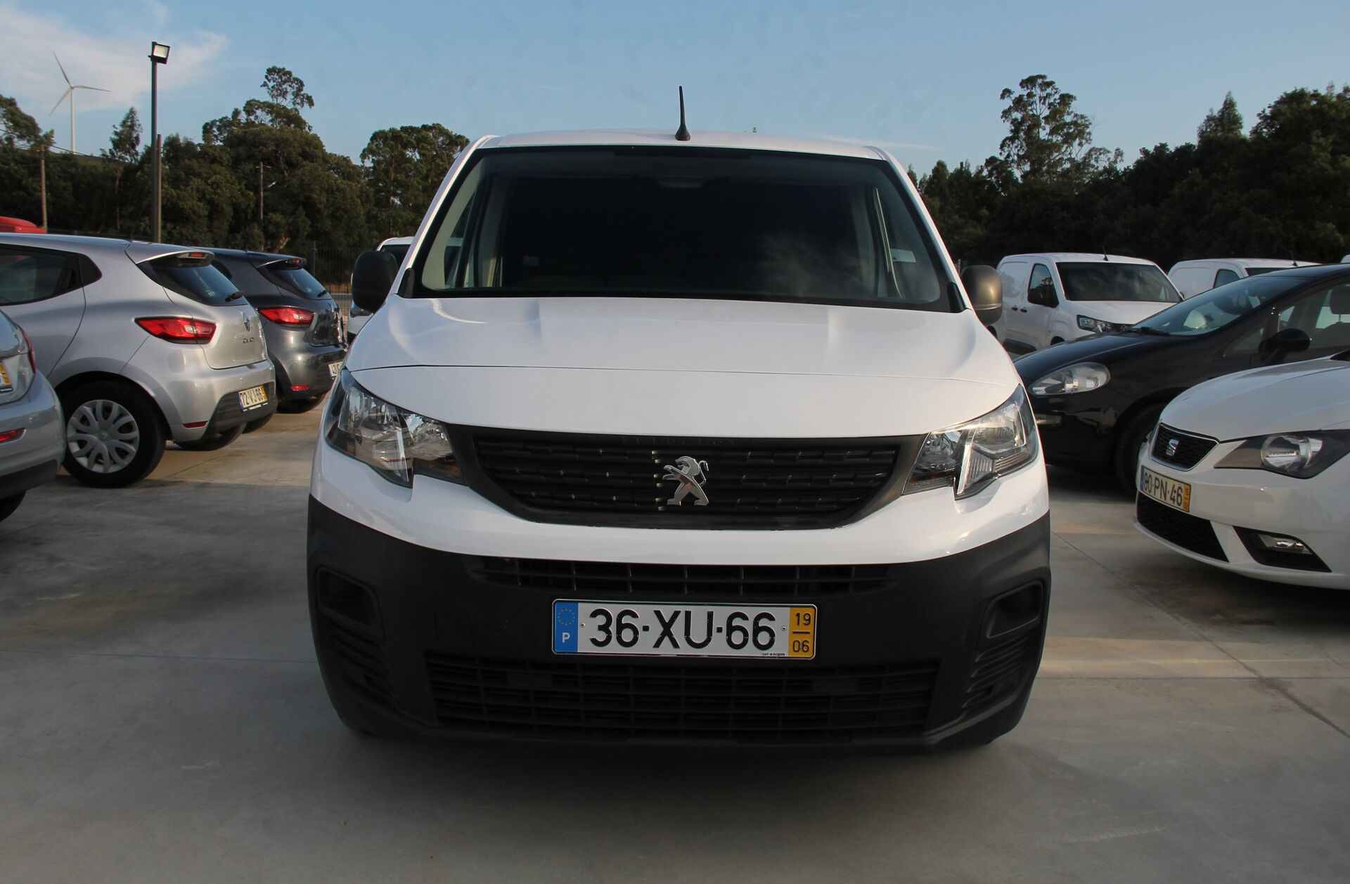 PEUGEOT Partner 1.6 BlueHDi L1 Pro