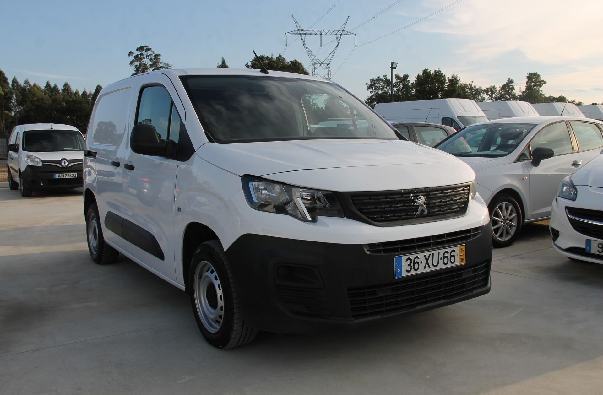 PEUGEOT Partner 1.6 BlueHDi L1 Pro