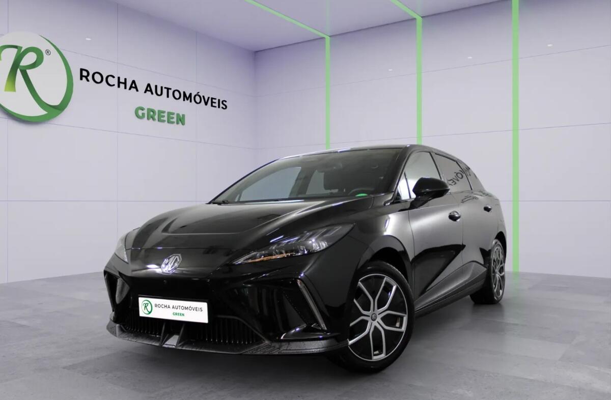 MG MG4 64 kWh Luxury