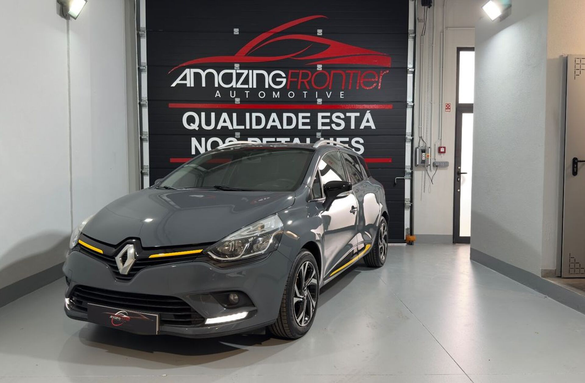RENAULT Clio 0.9 TCe Limited