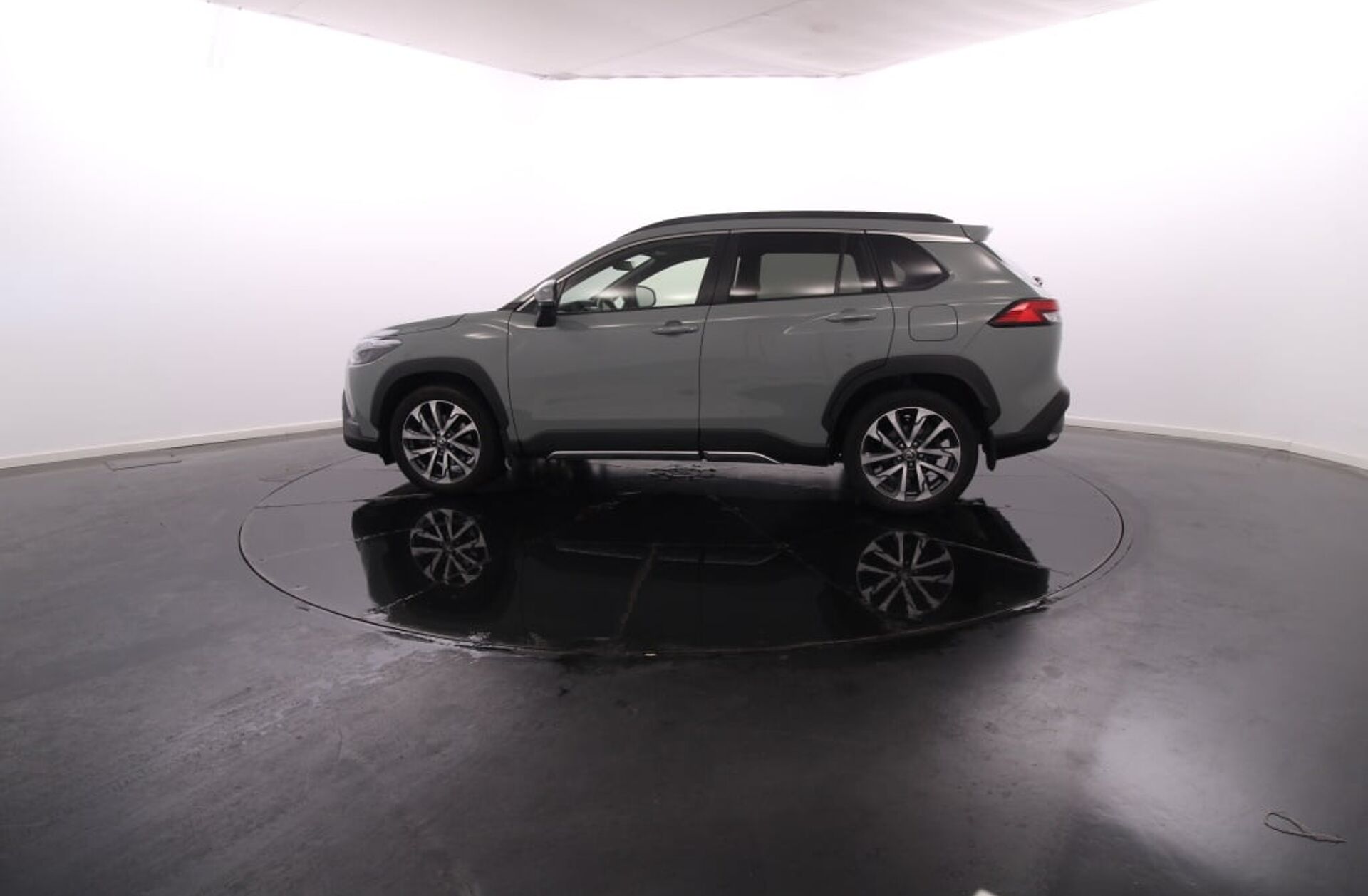 TOYOTA Corolla Cross 2.0 Hybrid Comfort