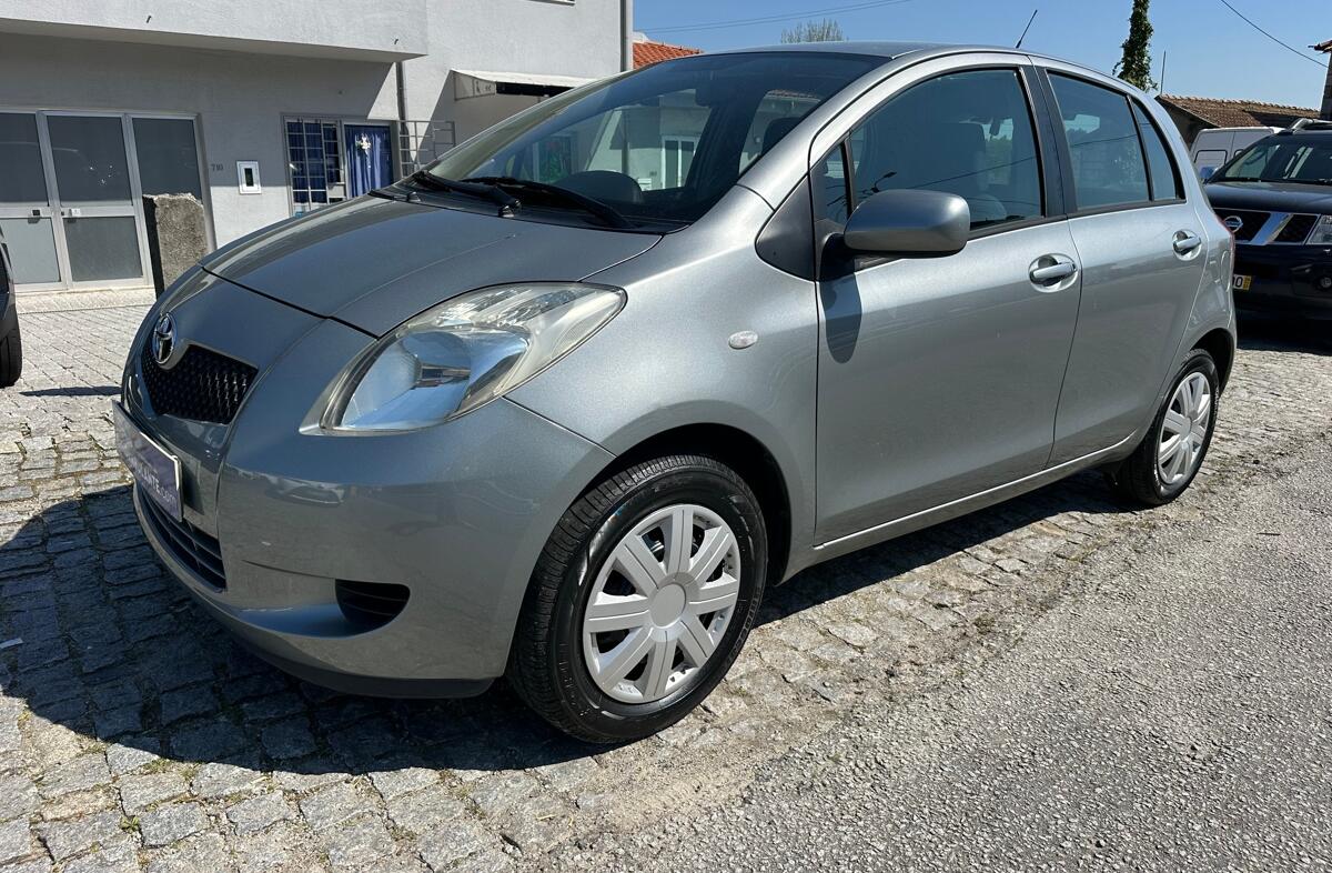 TOYOTA Yaris 1.0 VVT-i AC