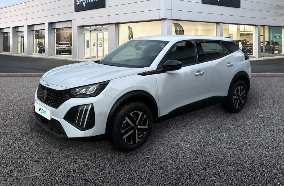 PEUGEOT 2008 1.2 Style