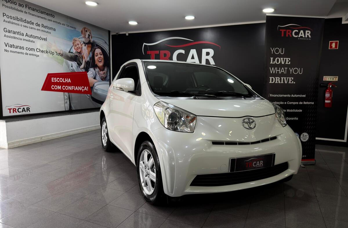 TOYOTA IQ 1.0 VVT-i 2 EP