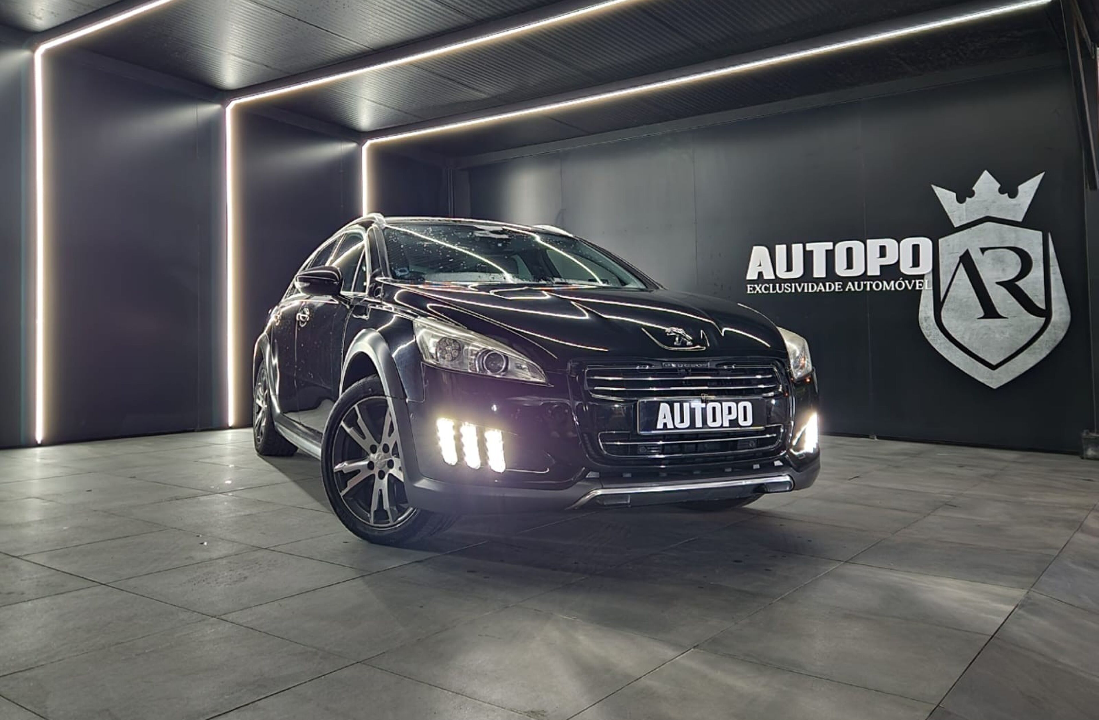 PEUGEOT 508 2.0 HDi Hybrid4 2-Tronic