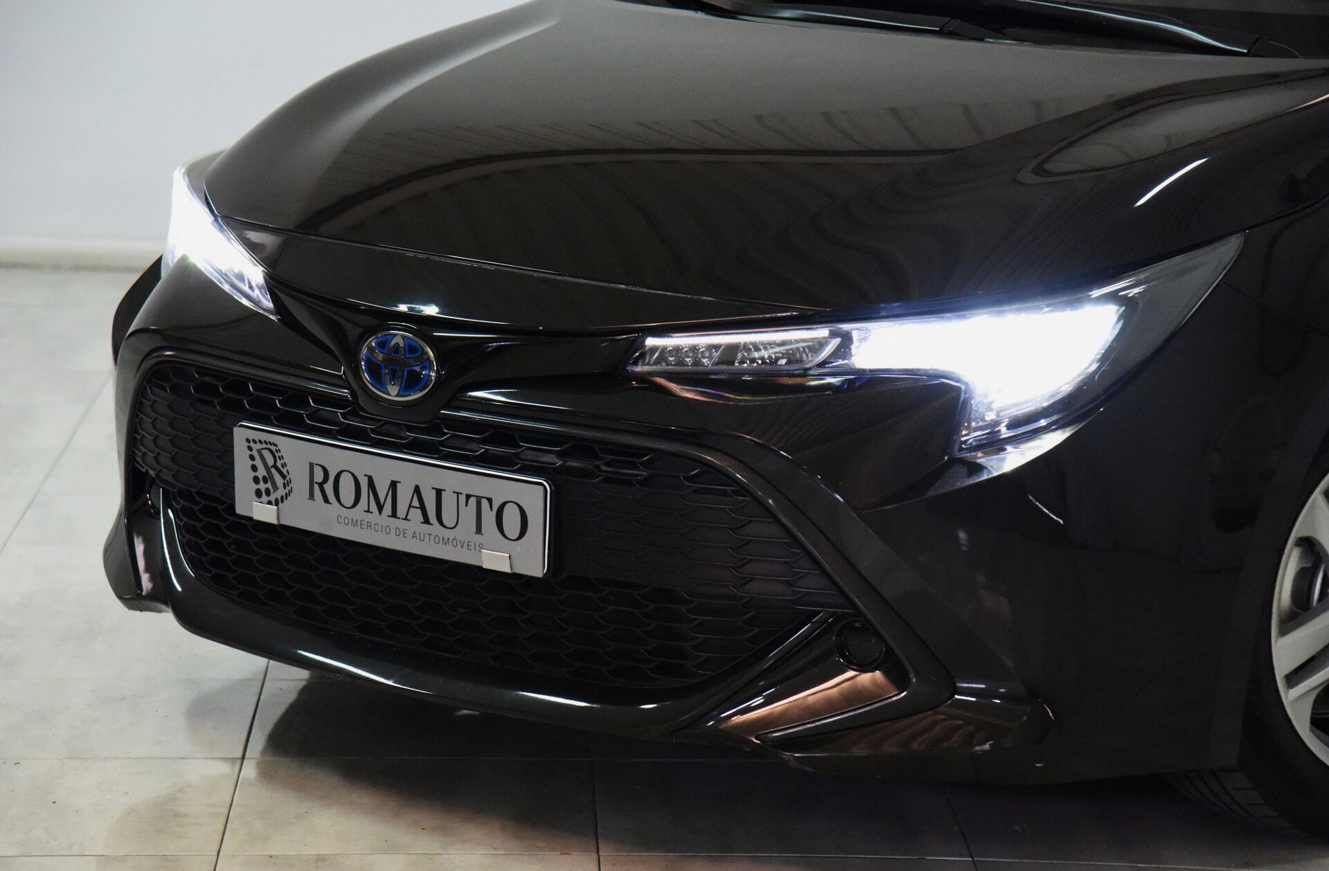 TOYOTA Corolla 1.8 Hybrid Comfort