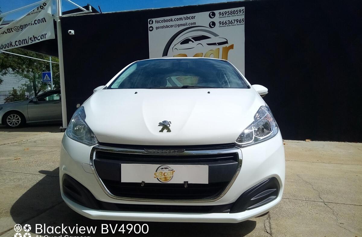 PEUGEOT 208 1.5 BlueHDi Active