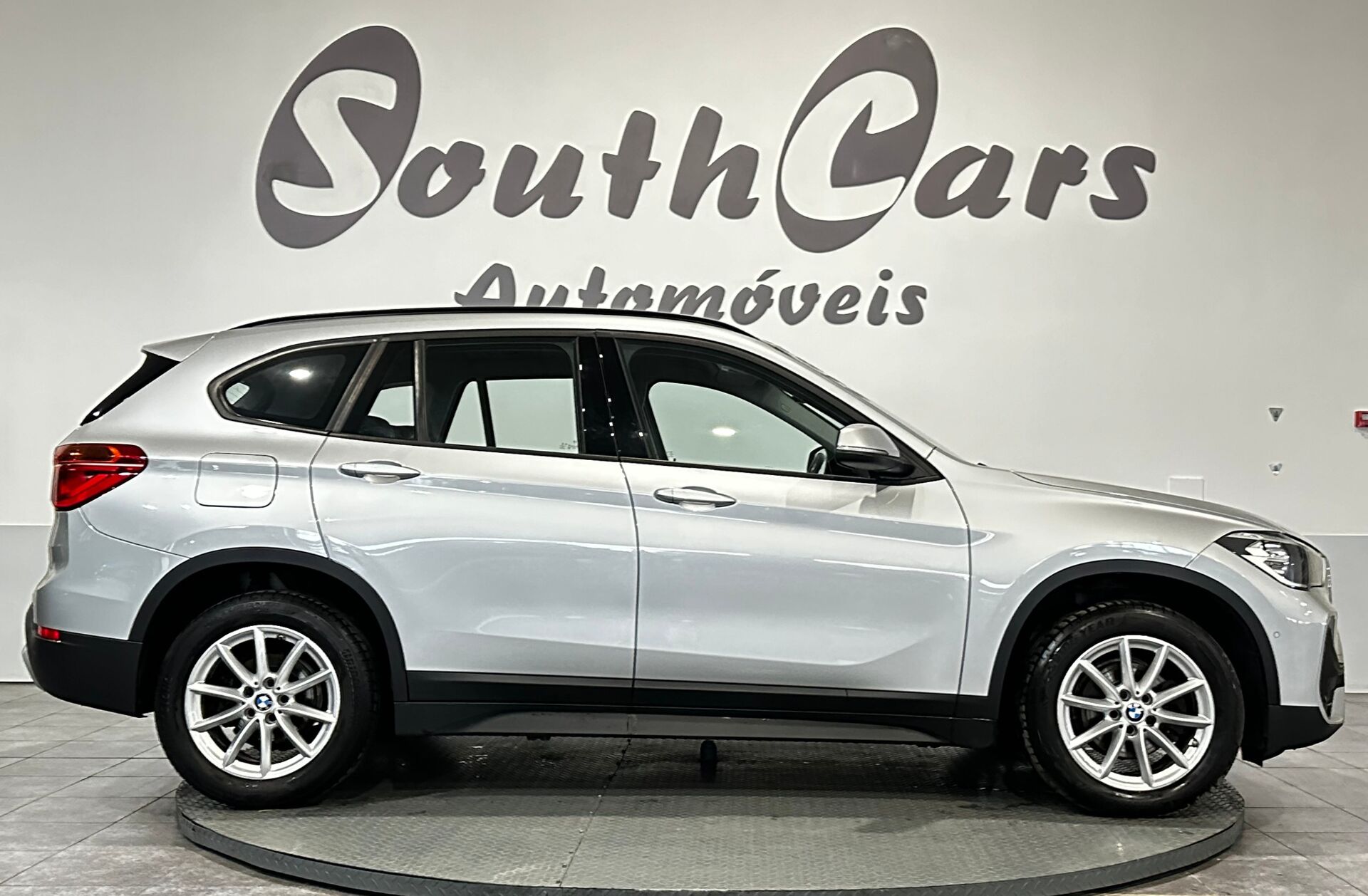 BMW X1 16 d sDrive Auto