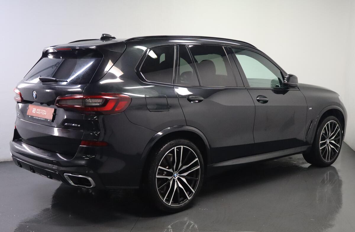 BMW X5 45 e xDrive Pack M