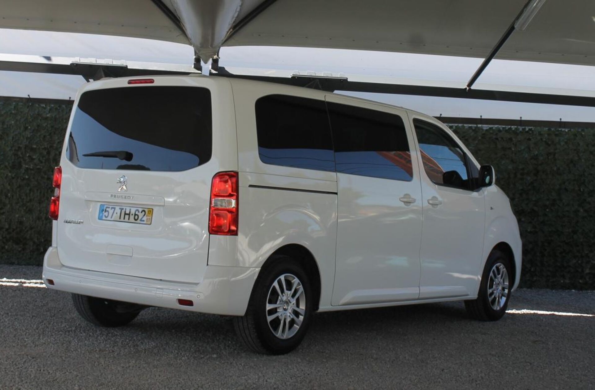 PEUGEOT Traveller 1.6 BlueHDi L2H1 Business Standard