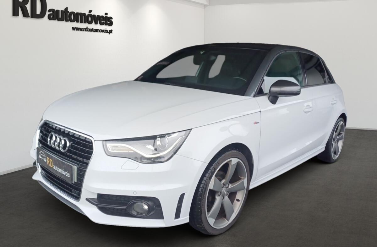 AUDI A1 1.6 TDi S-line S-Tronic