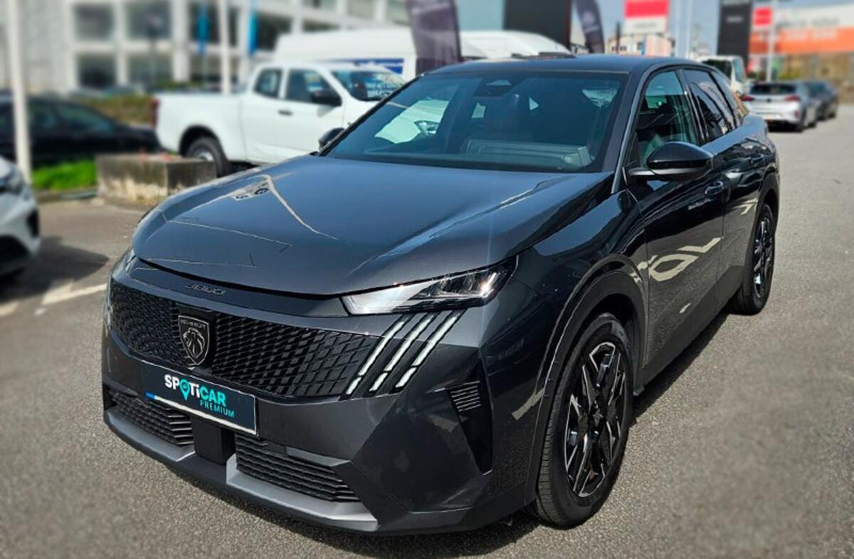 PEUGEOT 3008 1.2 Hybrid Allure e-DCS6