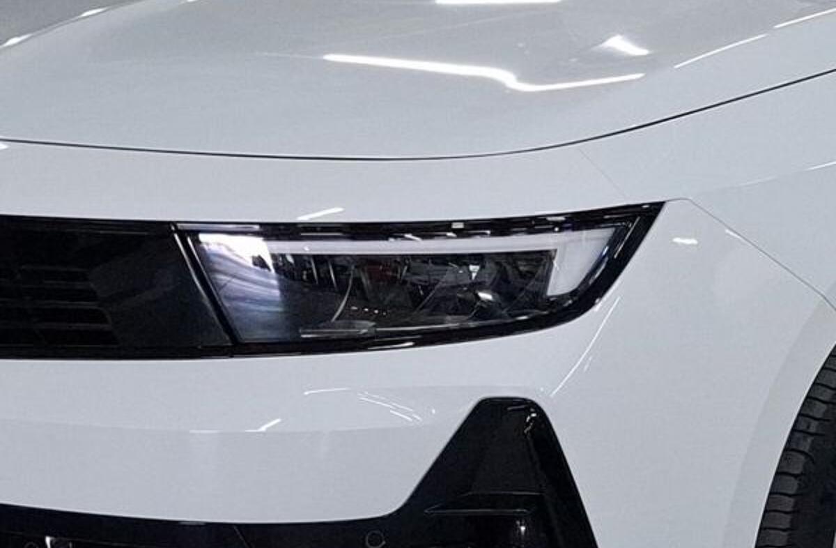 OPEL Astra ST 1.2 T Hybrid GS eDCT