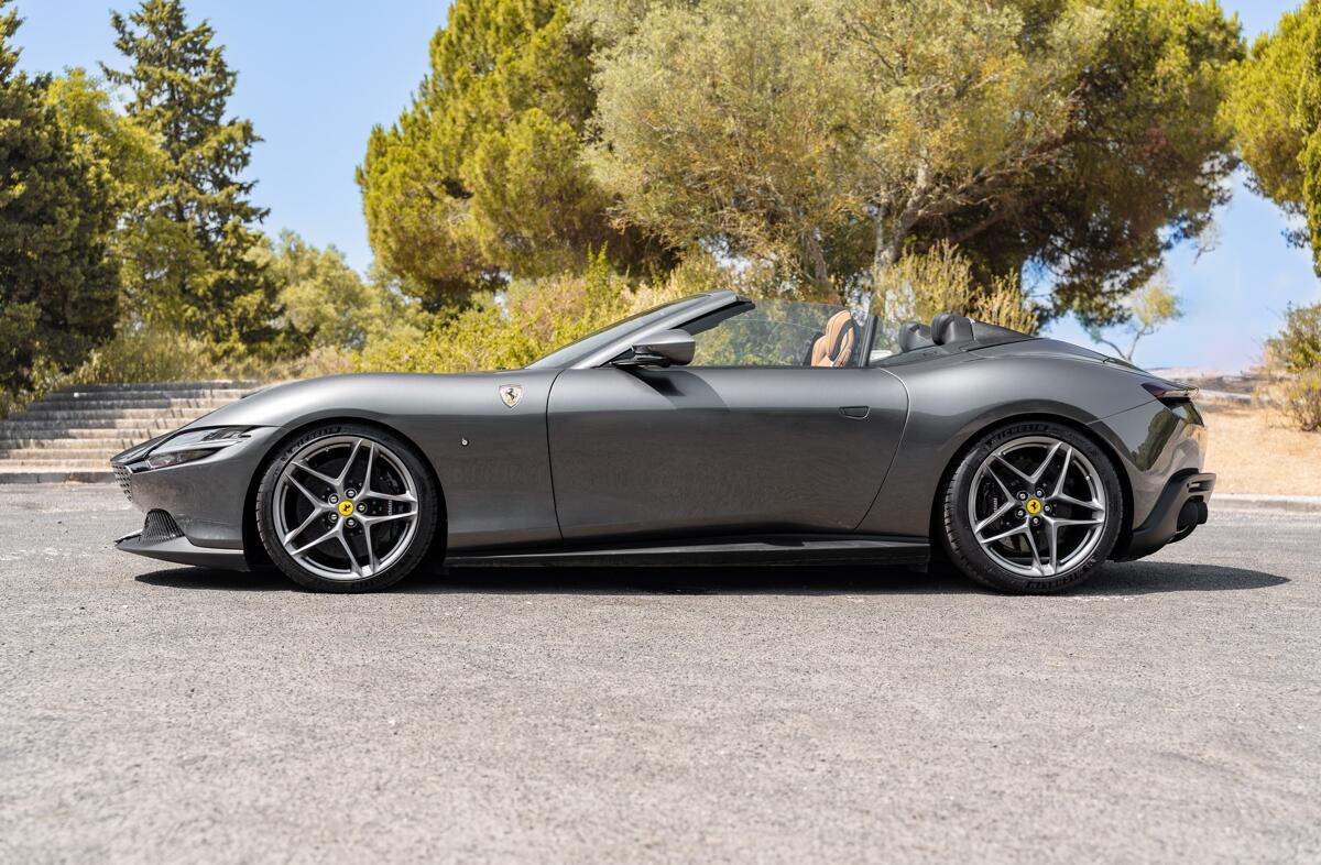 FERRARI Roma Spider