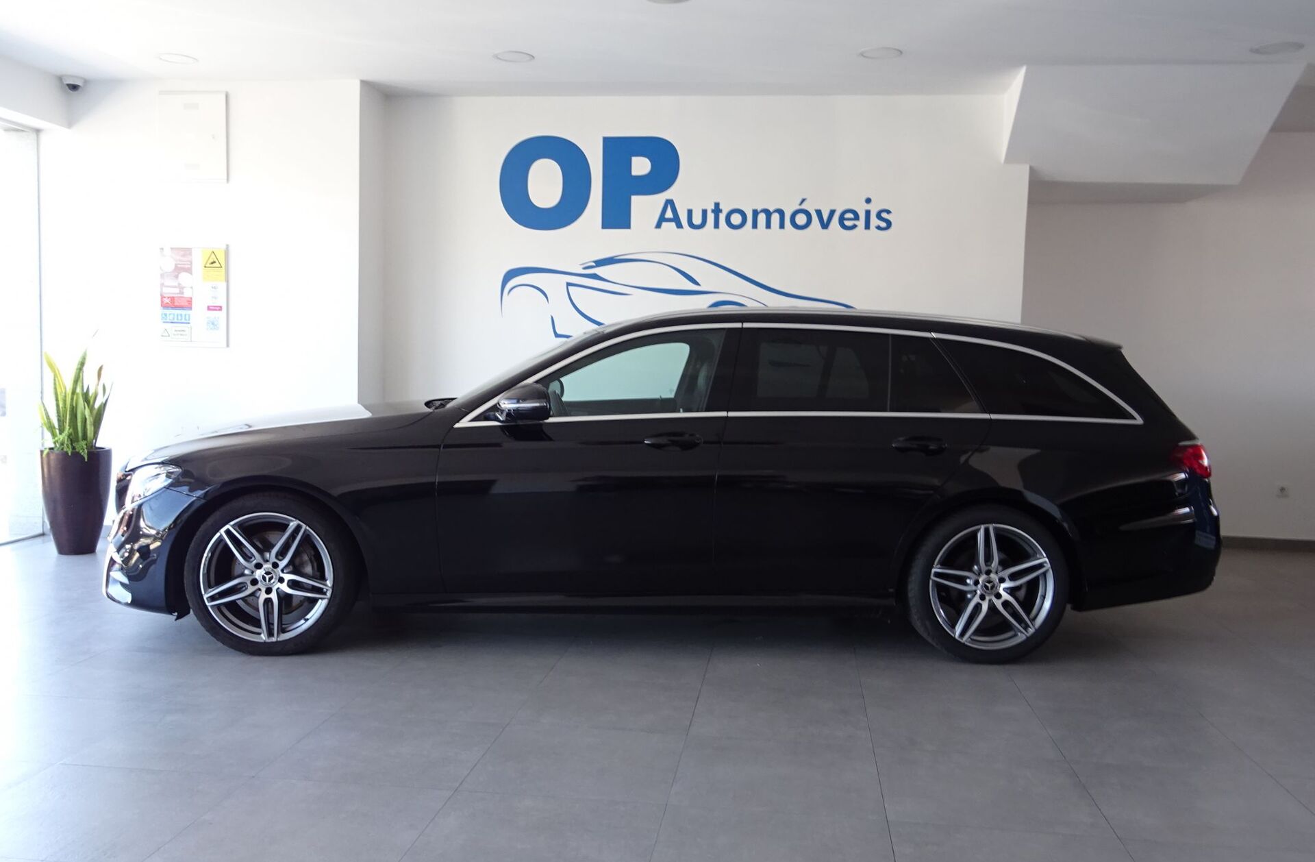 MERCEDES Classe E E 220 d AMG Line 7L