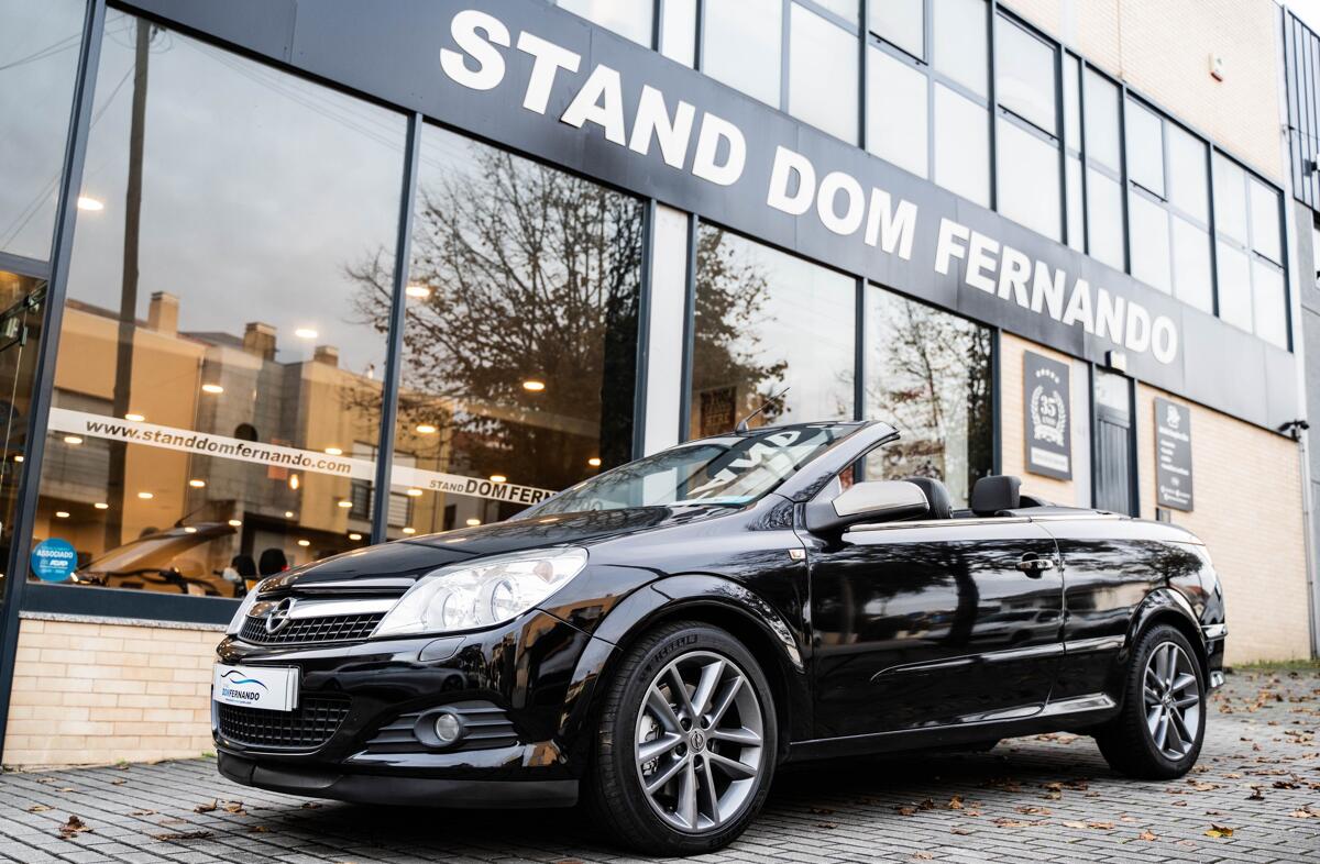 OPEL Astra Sport 1.9 CDTi