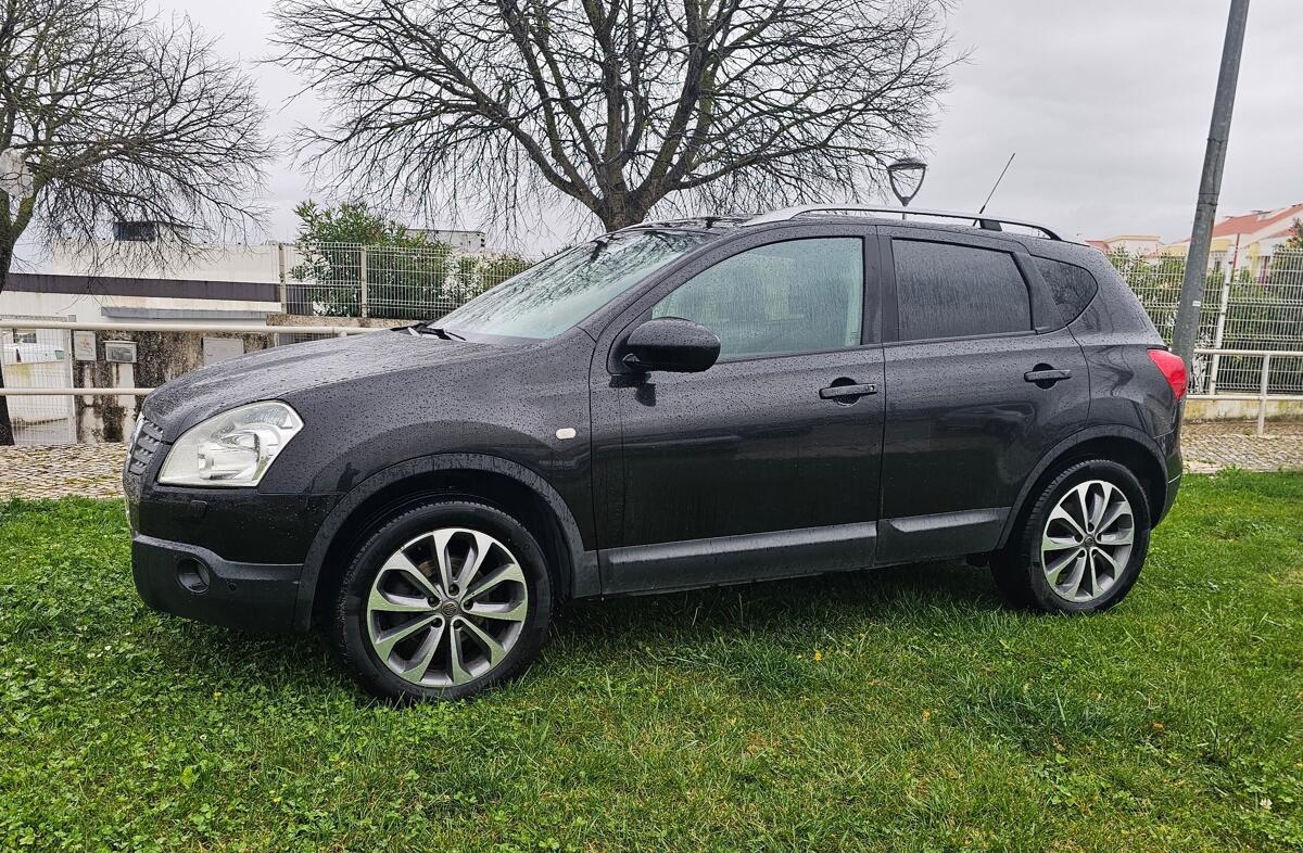 NISSAN Qashqai 1.5 dCi Tekna Sport 18