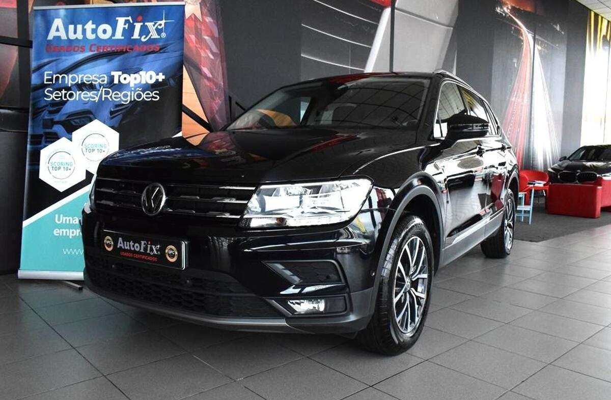 VOLKSWAGEN Tiguan 2.0 TDI Confortline DSG