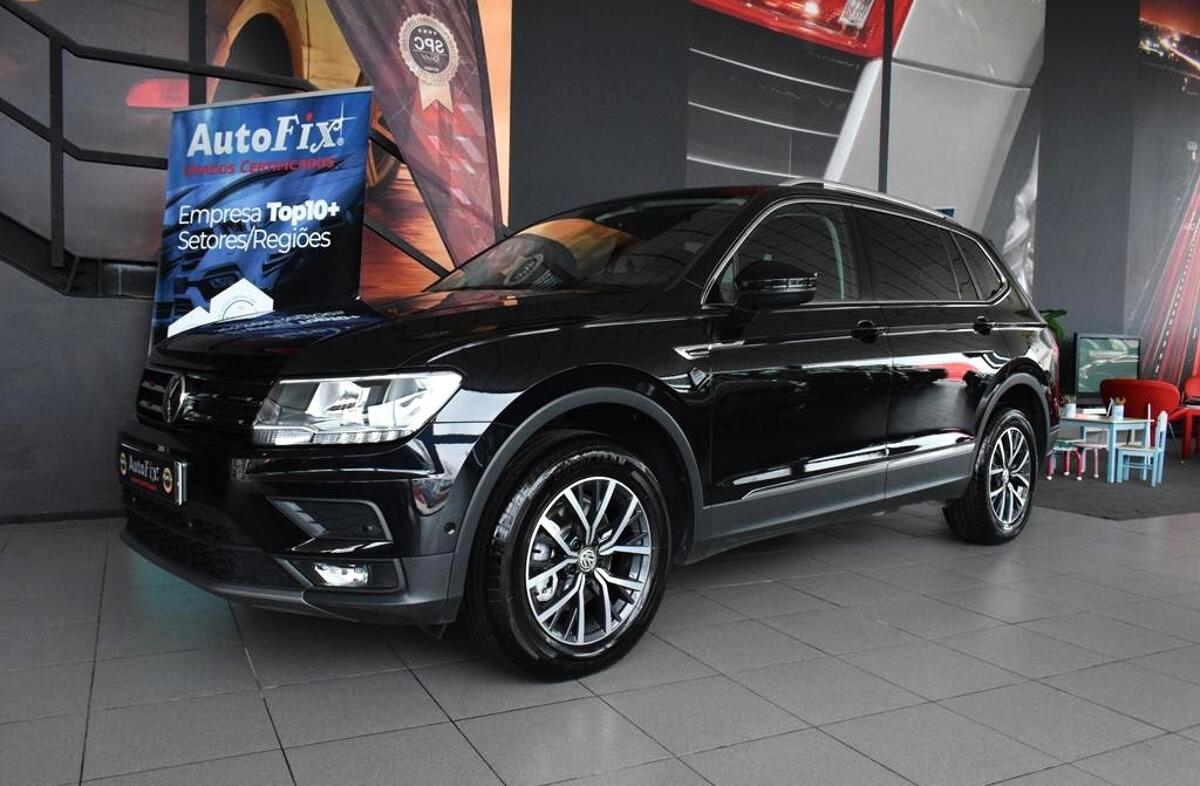 VOLKSWAGEN Tiguan 2.0 TDI Confortline DSG