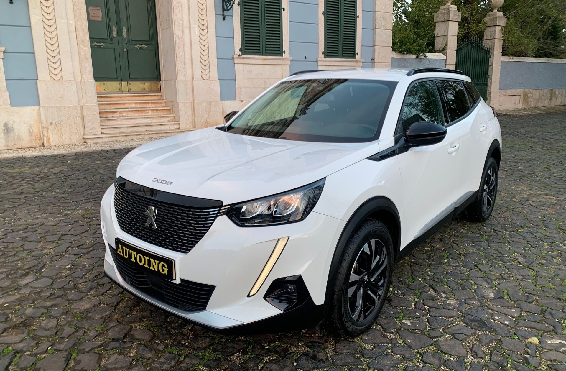 PEUGEOT 2008 1.5 BlueHDi Allure Pack