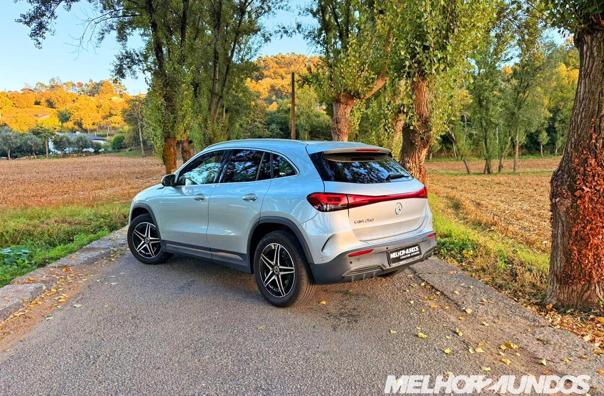 MERCEDES EQA 250+ AMG Line