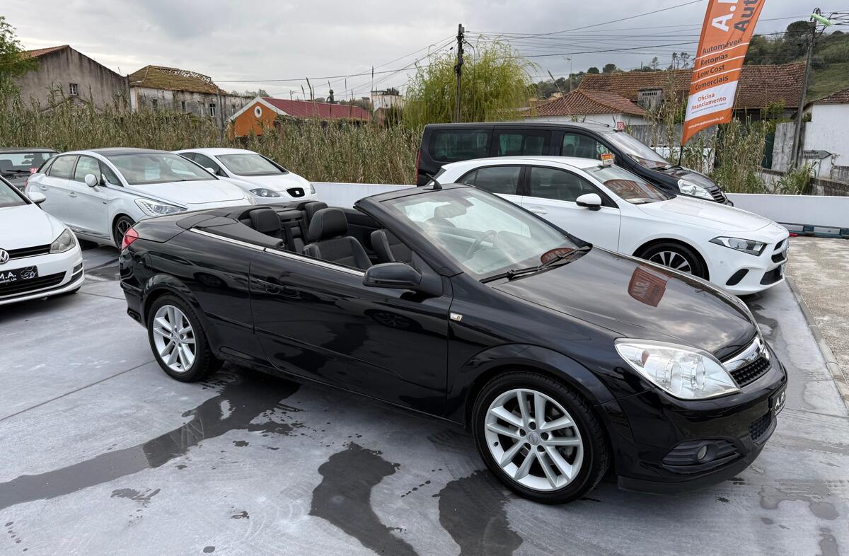 OPEL Astra Sport 1.9 CDTi