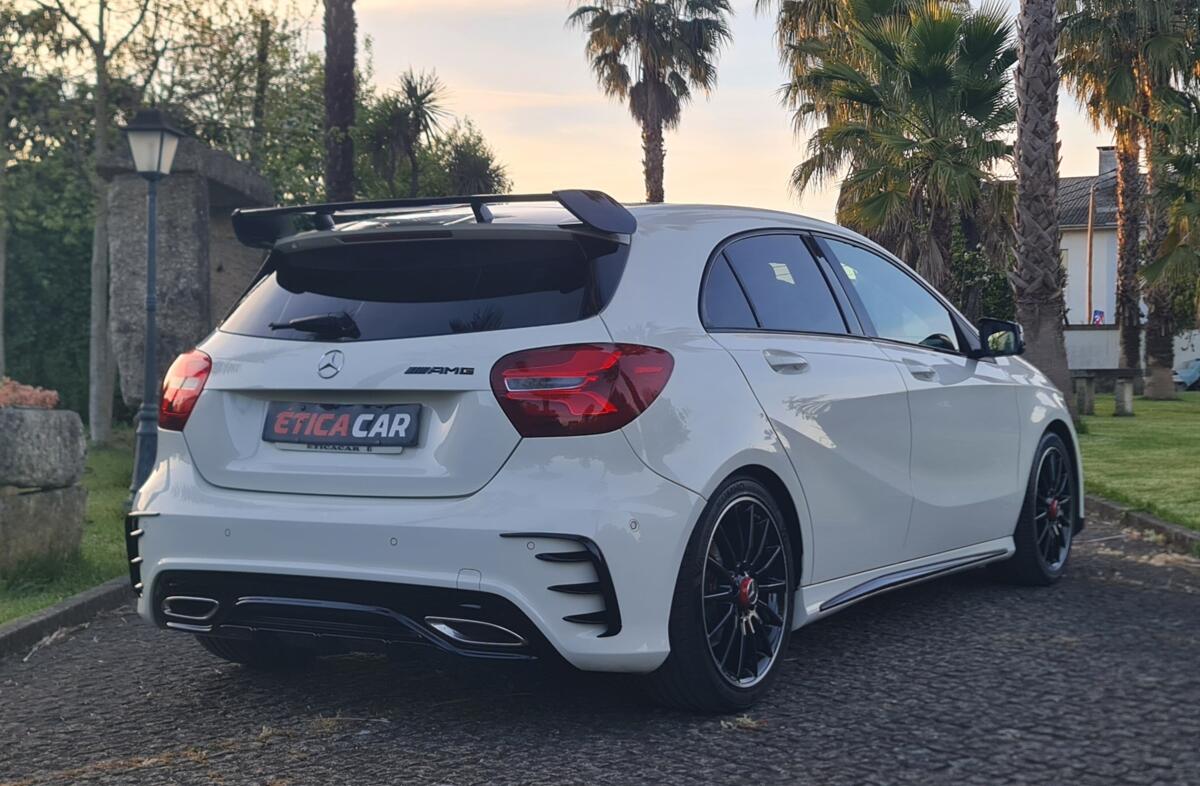 MERCEDES Classe A A 180 d AMG Line