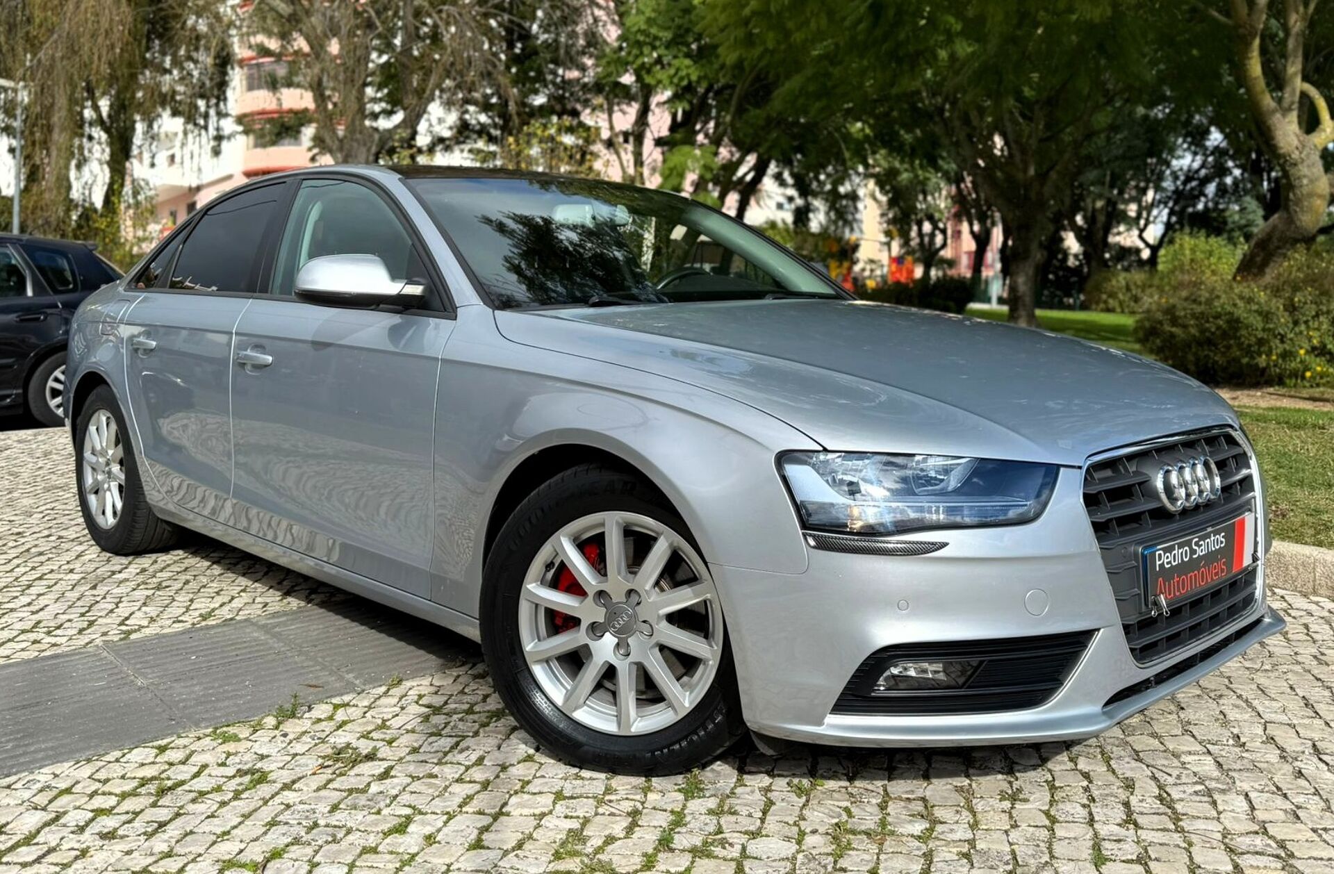 AUDI A4 2.0 TDi Exclusive