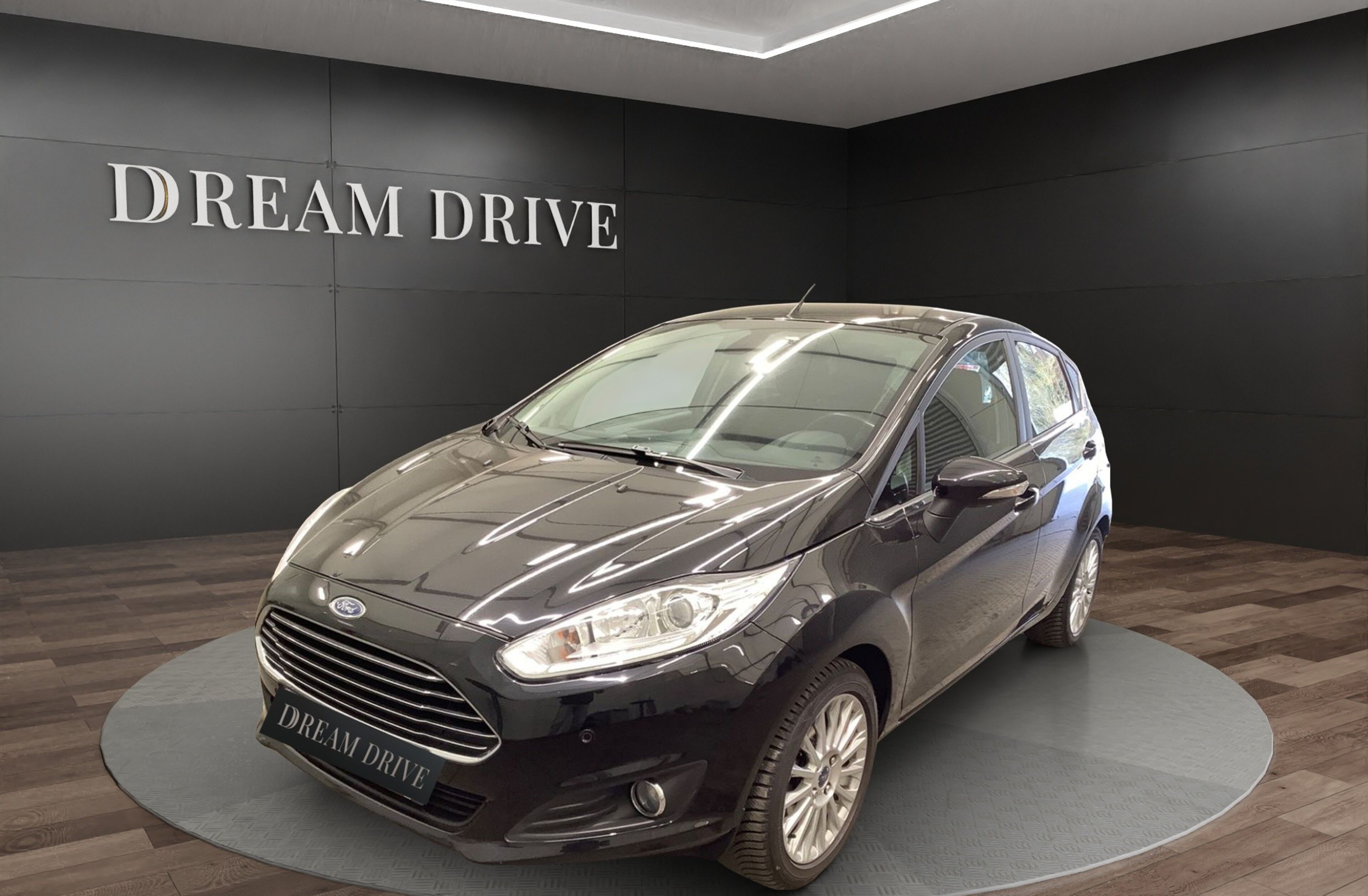 FORD Fiesta 1.0 T EcoBoost Titanium