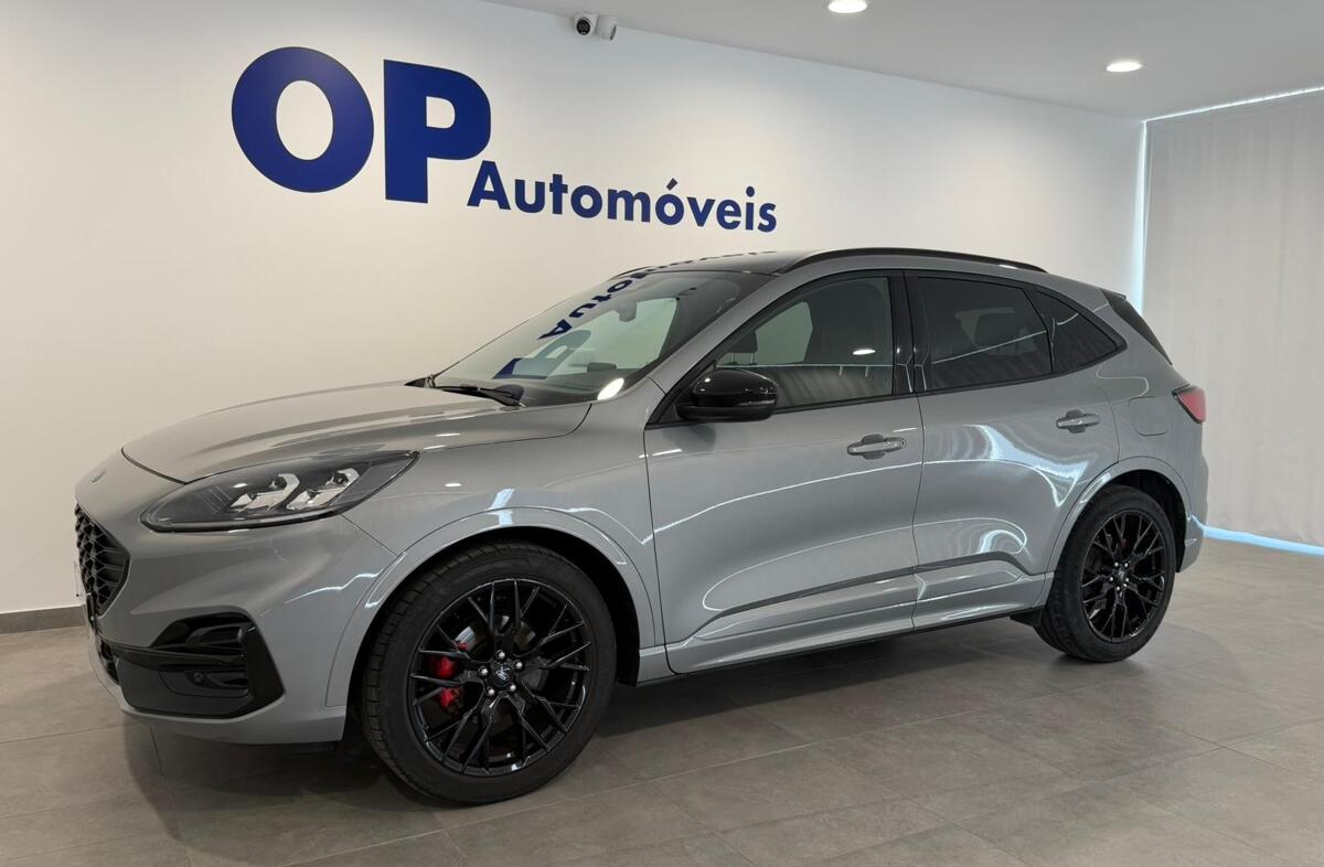 FORD Kuga 1.5 EcoBoost ST-Line X