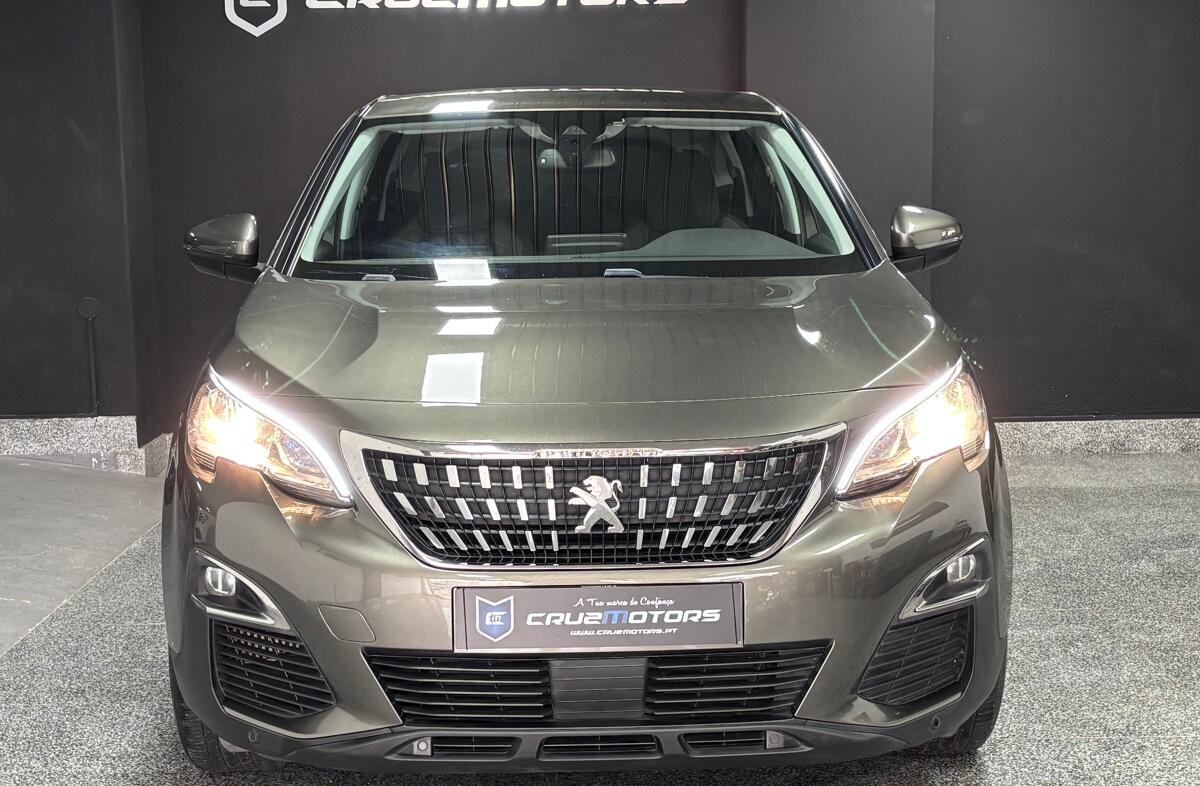 PEUGEOT 5008 1.5 BlueHDi Allure Pack EAT8