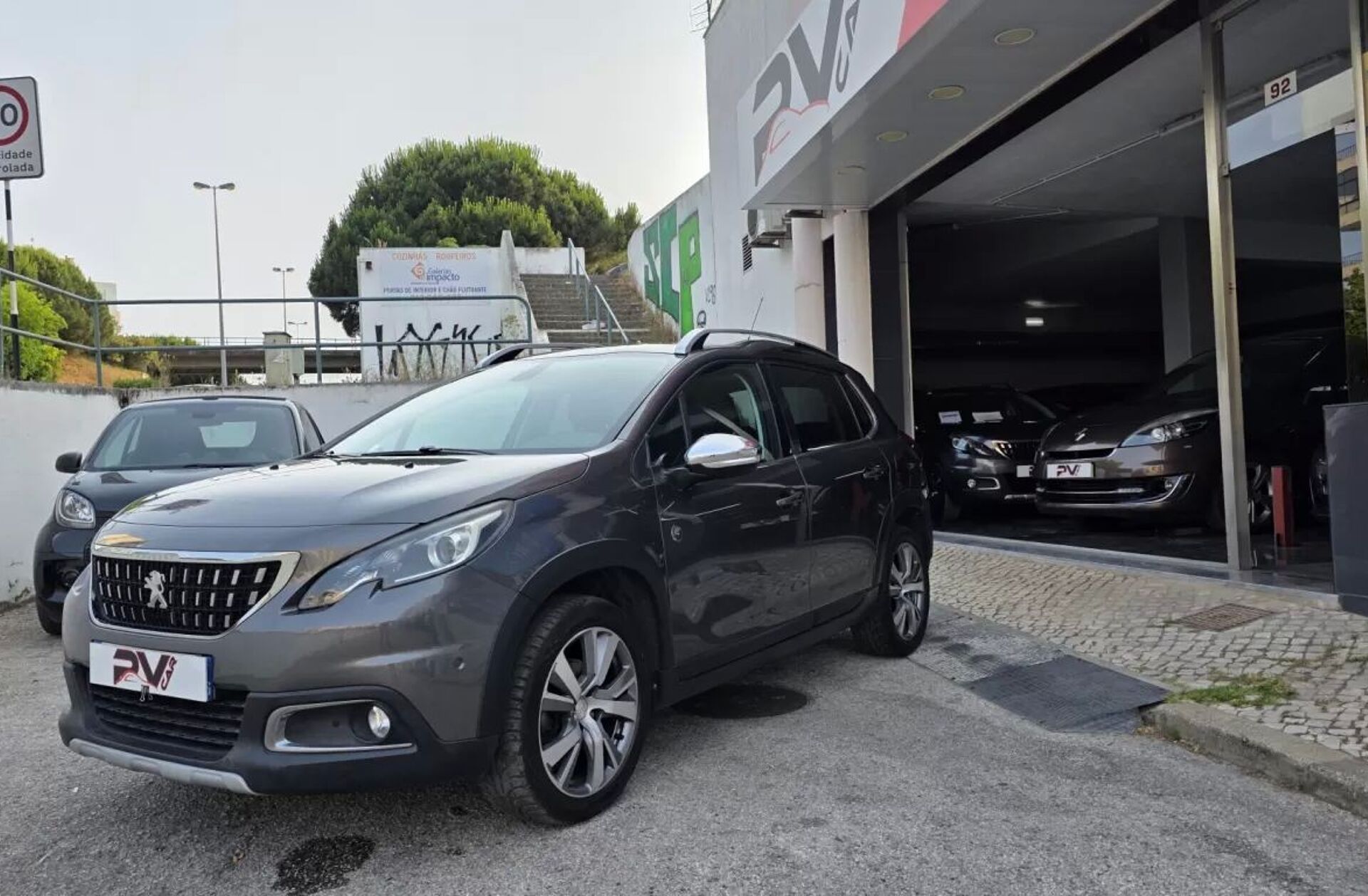PEUGEOT 2008 PureTech 110 GPF Stop&Start EAT6 Crossway
