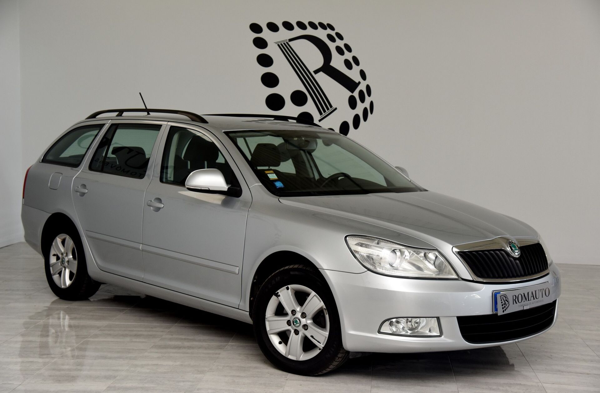 SKODA Octavia 1.6 TDi Elegance DSG