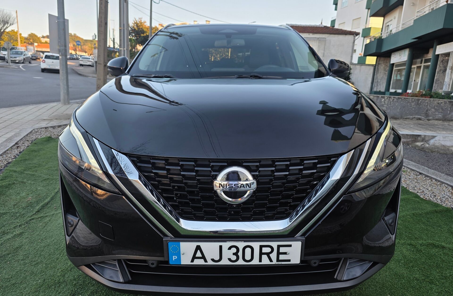NISSAN Qashqai 1.3 DIG-T N-Connecta J18