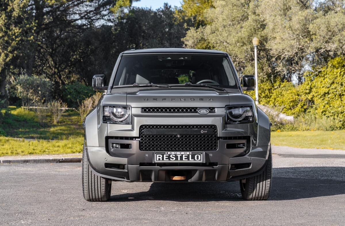 LAND ROVER Defender 4.4 P635 110 AWD Octa Edition One