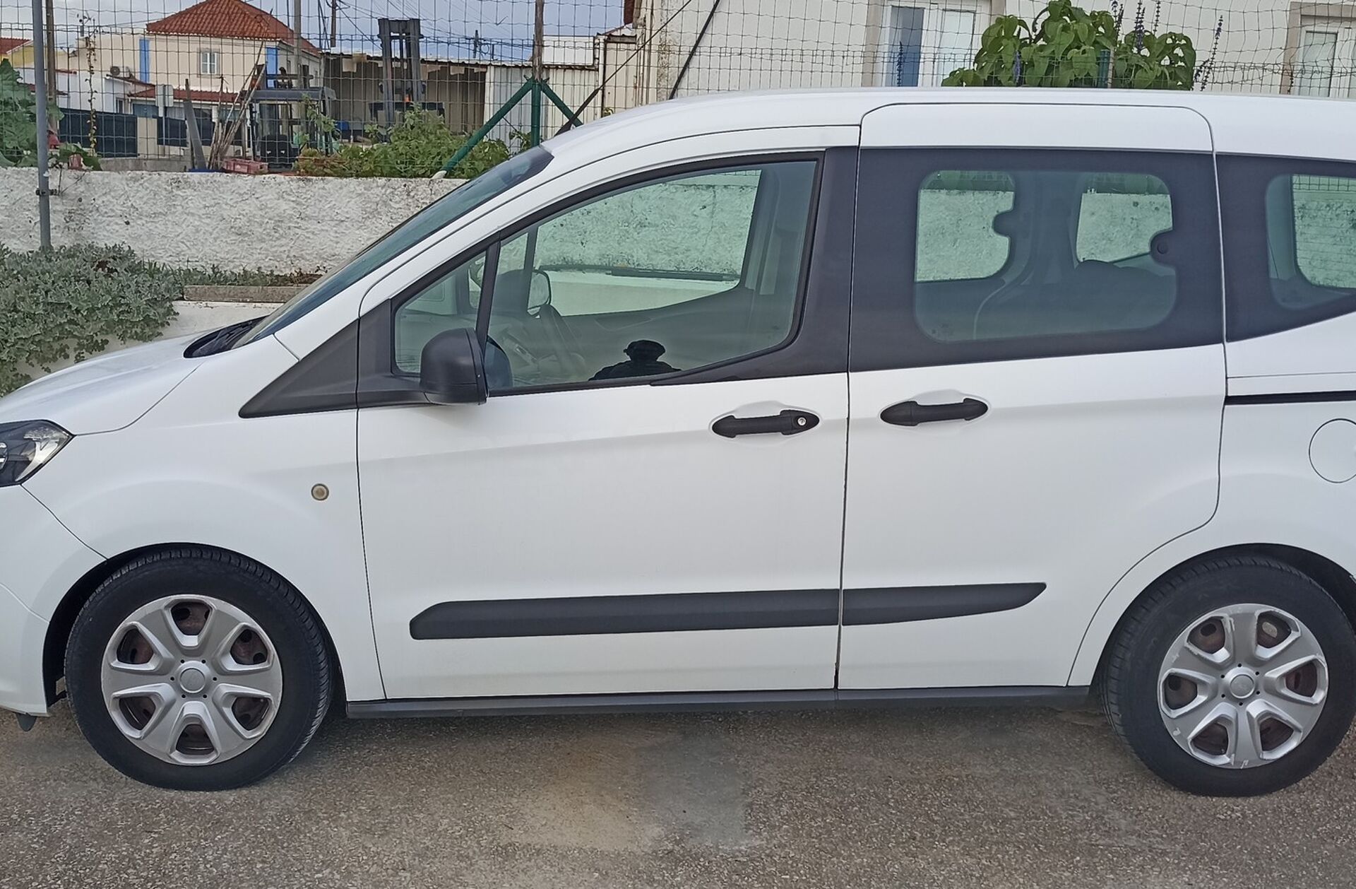 FORD Courier 1.5 TDCi Ambiente