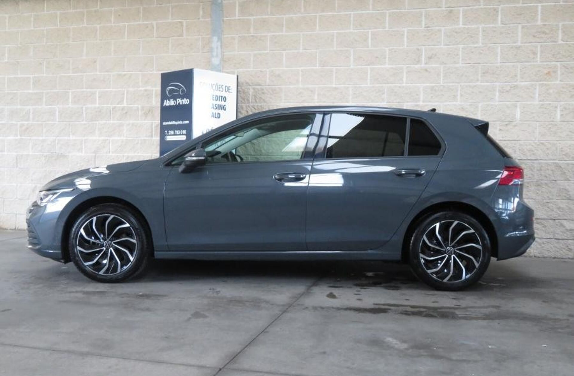 VOLKSWAGEN Golf 1.0 TSI Life