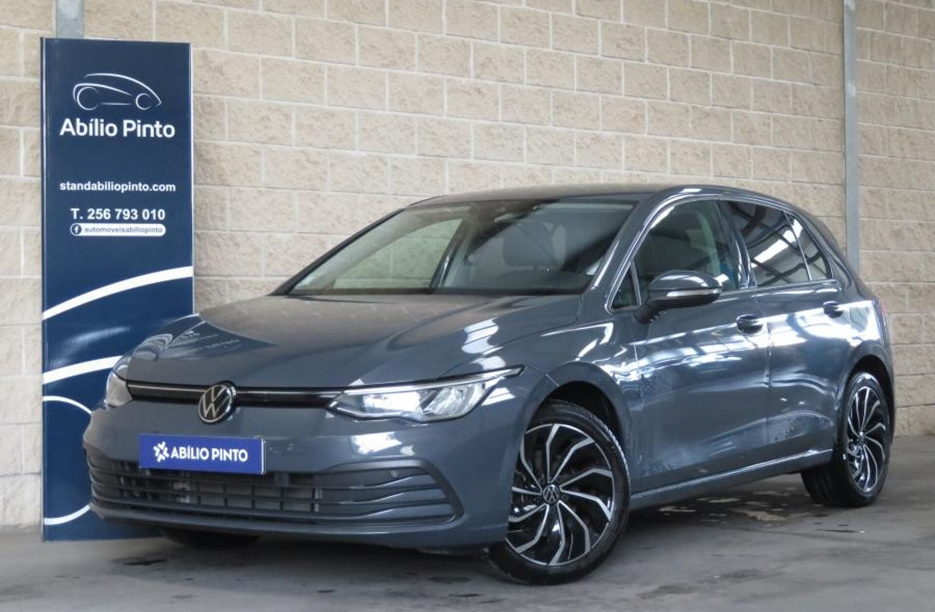 VOLKSWAGEN Golf 1.0 TSI Life