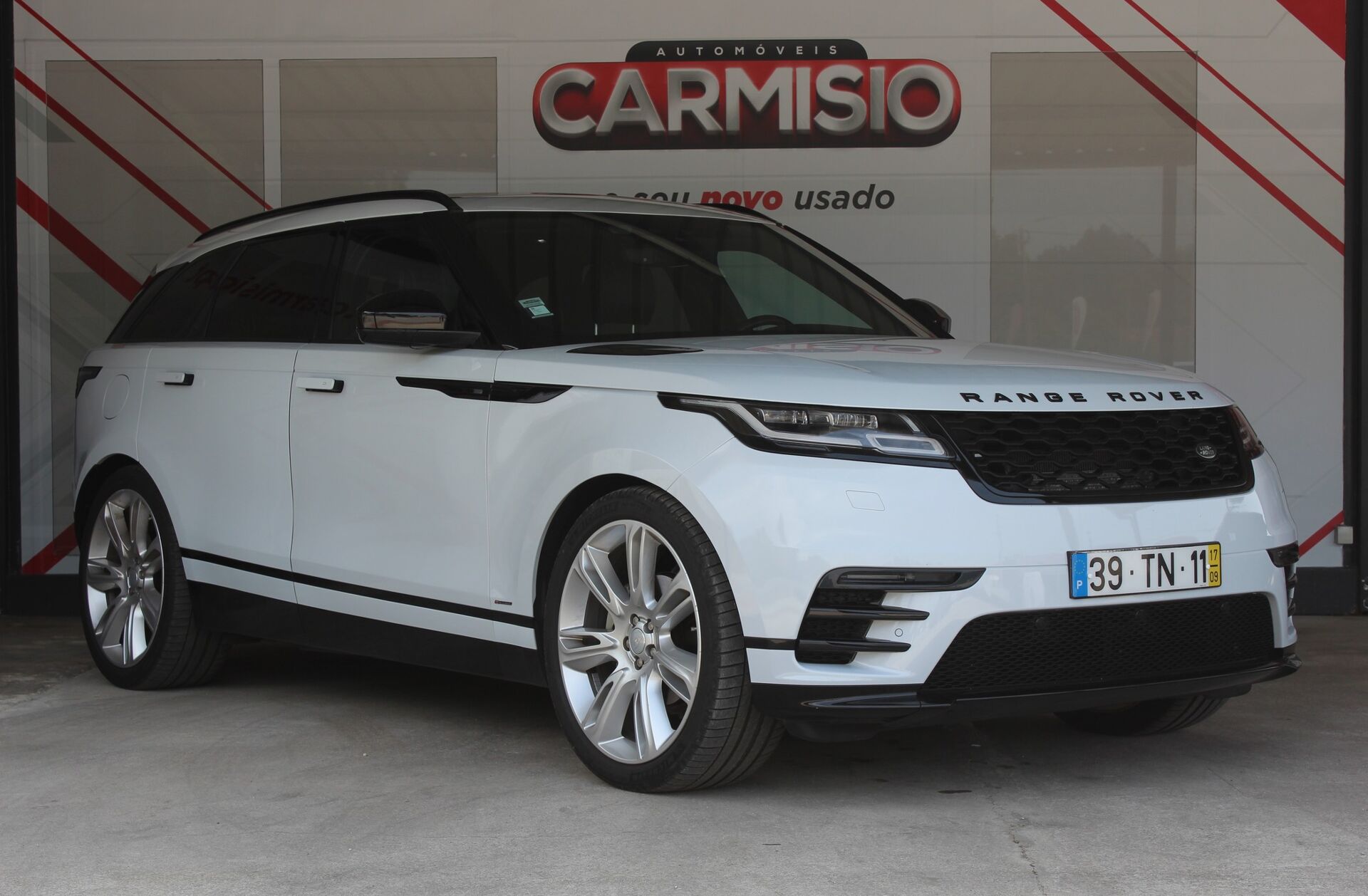 LAND ROVER Range Rover Velar 2.0 D R-Dynamic