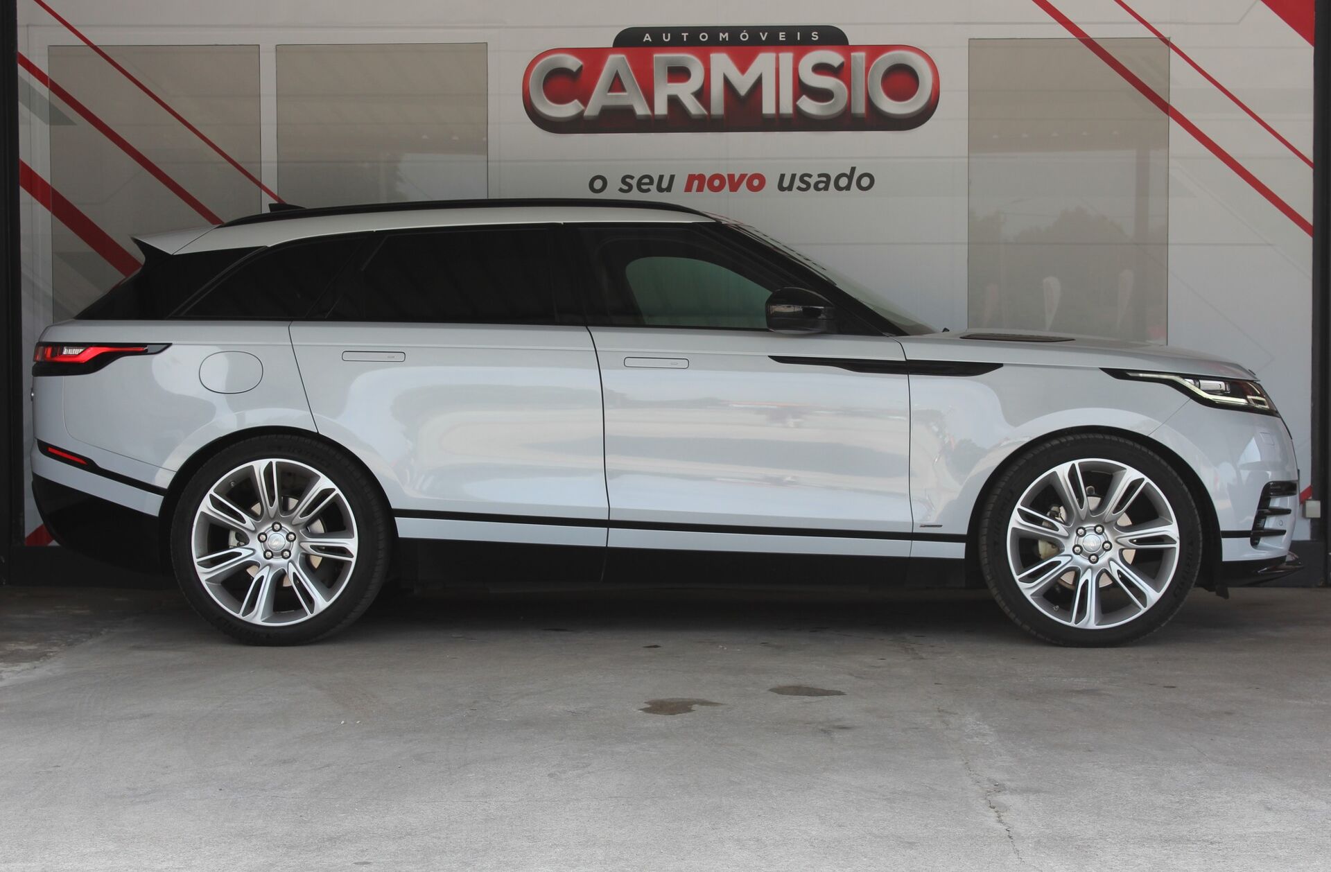 LAND ROVER Range Rover Velar 2.0 D R-Dynamic