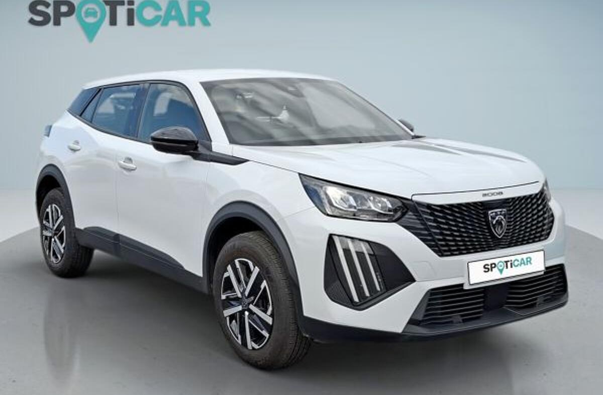 PEUGEOT 2008 1.2 PureTech Active