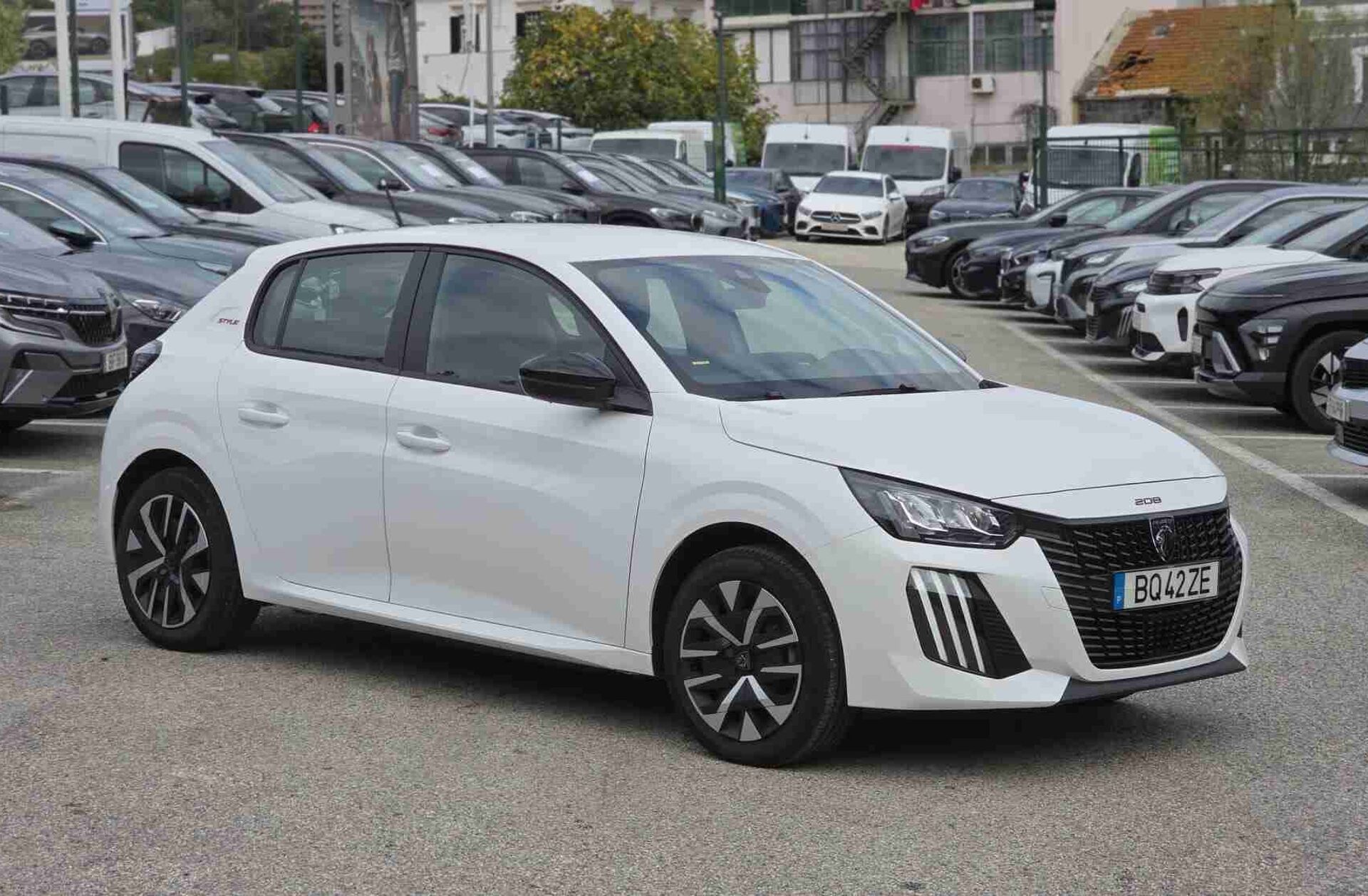 PEUGEOT 208 e- 51 kWh GT