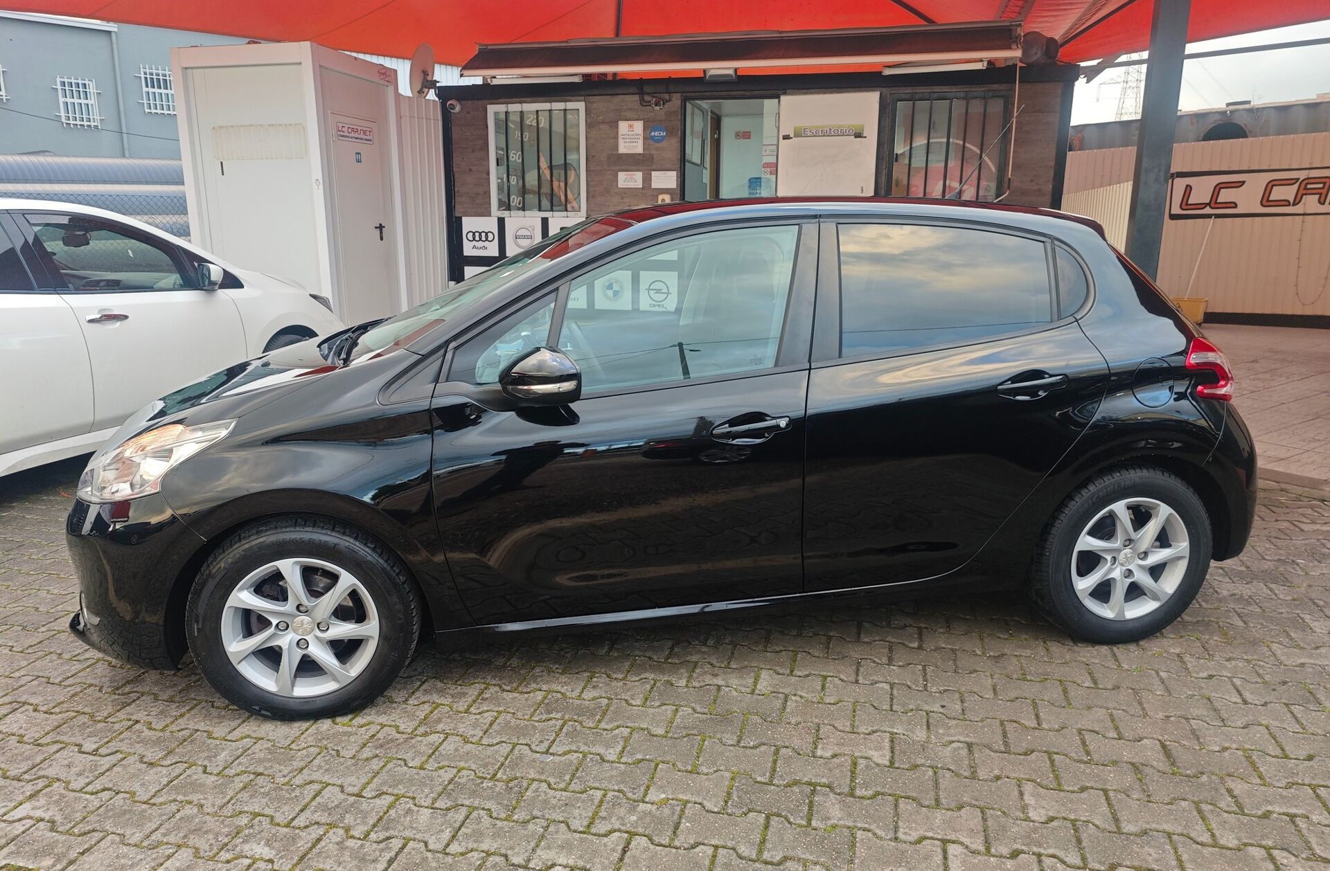 PEUGEOT 208 1.6 e-HDi Active 2-Tronic