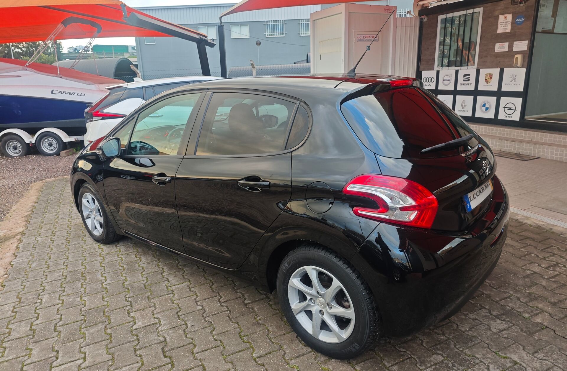 PEUGEOT 208 1.6 e-HDi Active 2-Tronic