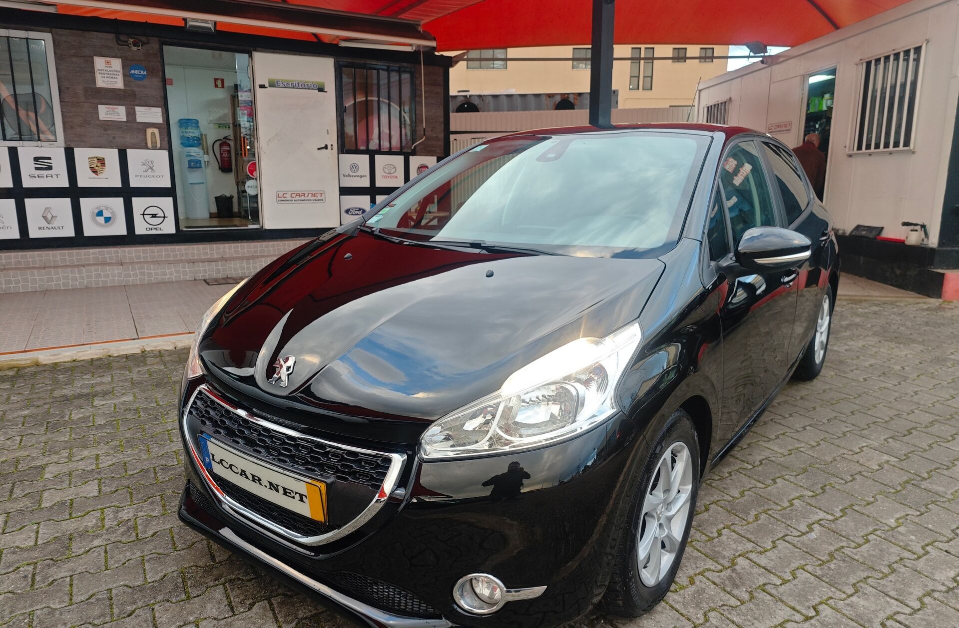 PEUGEOT 208 1.6 e-HDi Active 2-Tronic
