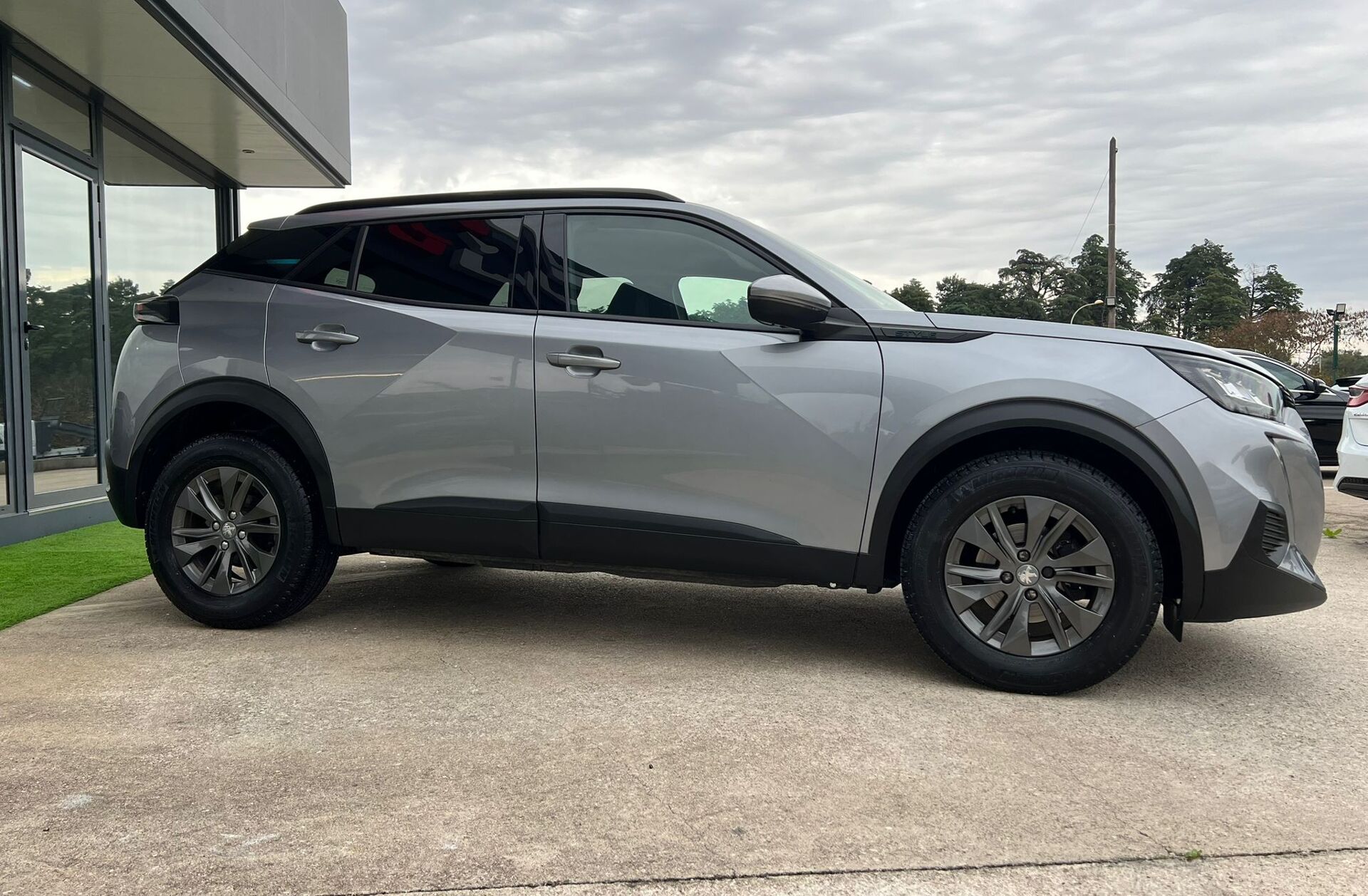 PEUGEOT 2008 1.2 PureTech GT