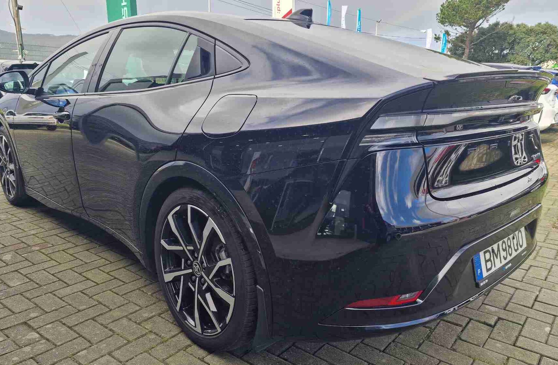 TOYOTA Prius 2.0 Plug-in Luxury