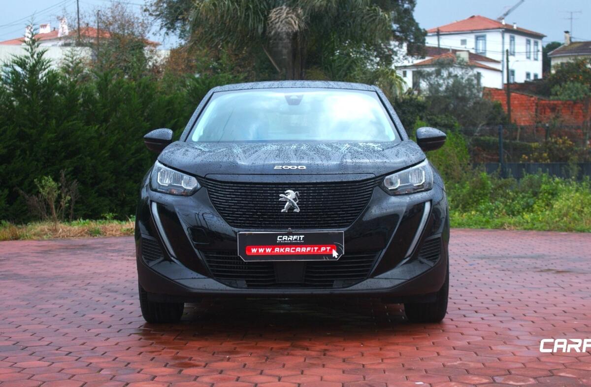 PEUGEOT 2008 1.2 PureTech Active Pack